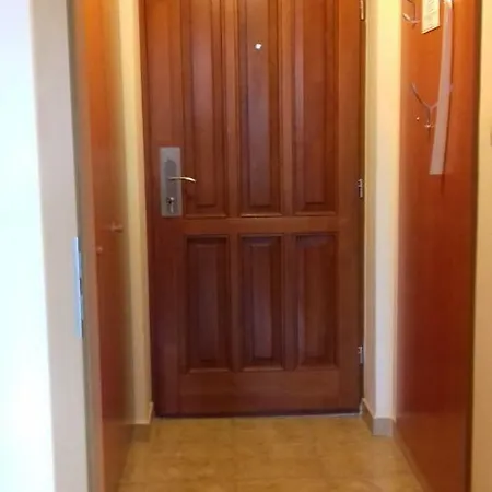 Апартаменты Birdland Family 2 Apartman *