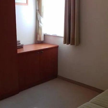 Birdland Family 2 Apartman Апартаменты Бюк