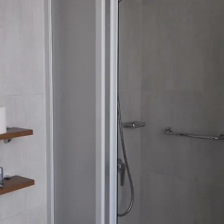 Birdland Family 2 Apartman Апартаменты *